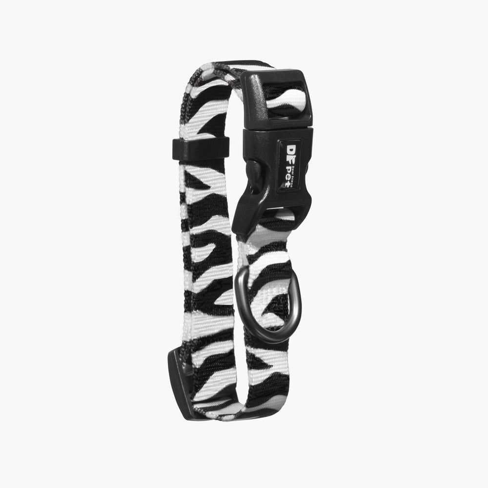 
                      
                        Zebra Print Collar Walk Kit
                      
                    